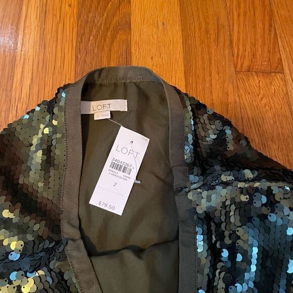 LOFT | olive green sequin pencil skirt 2 NWT $80 - Picture 2 of 6